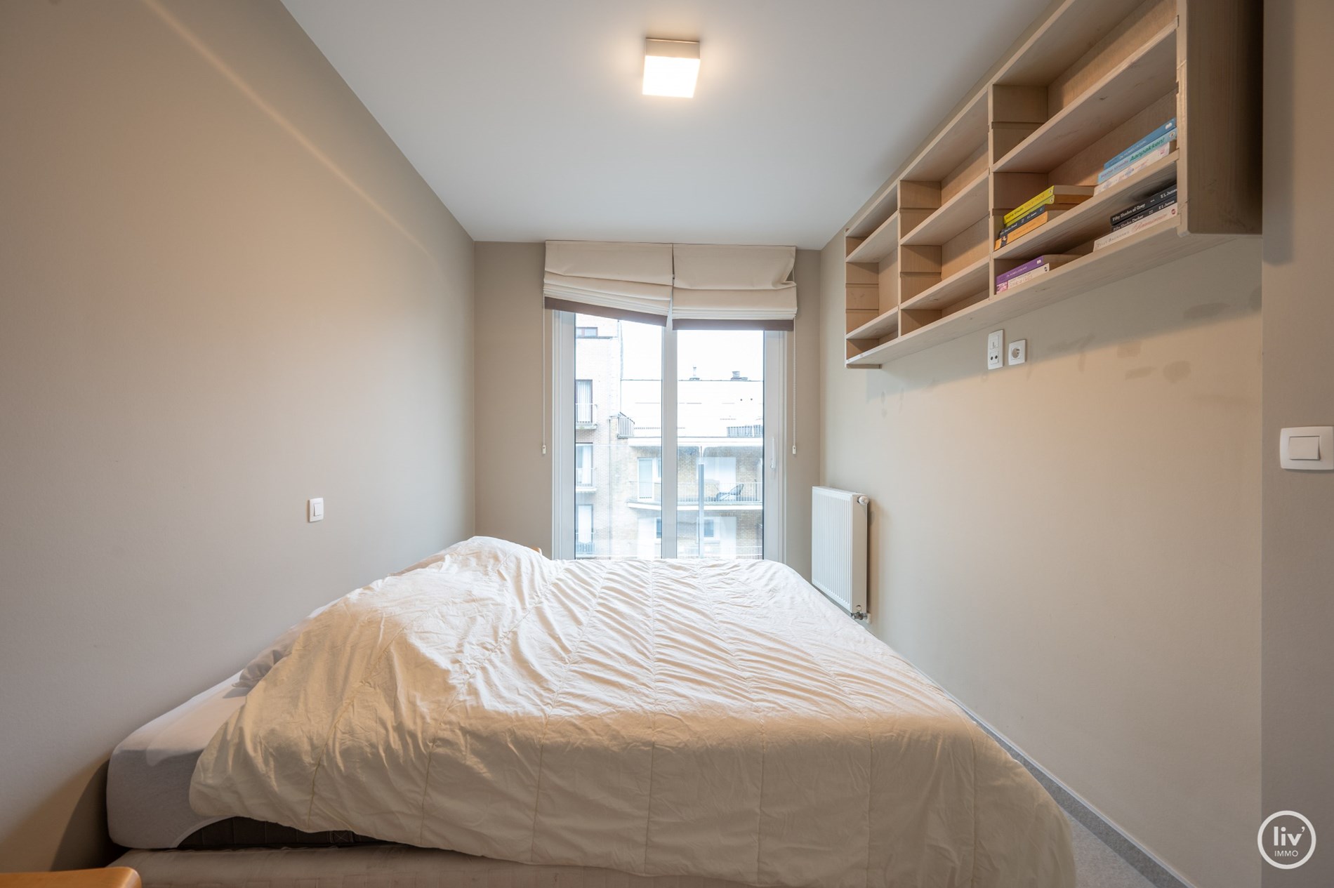 Appartement UNIQUE de 3 chambres situ&#233; sur la place RUBENS avec une vue magnifique sur la mer. 