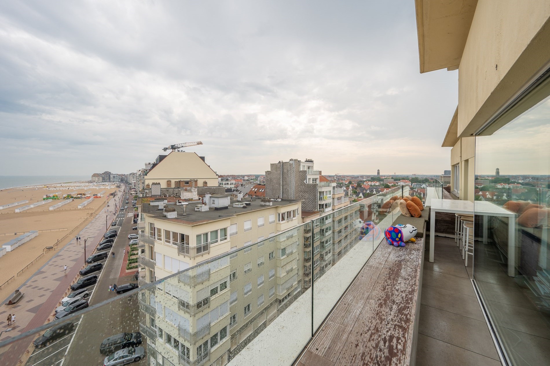 Gemeubeld - Luxe hoekappartement met panoramisch zeezicht en royale terrassen 