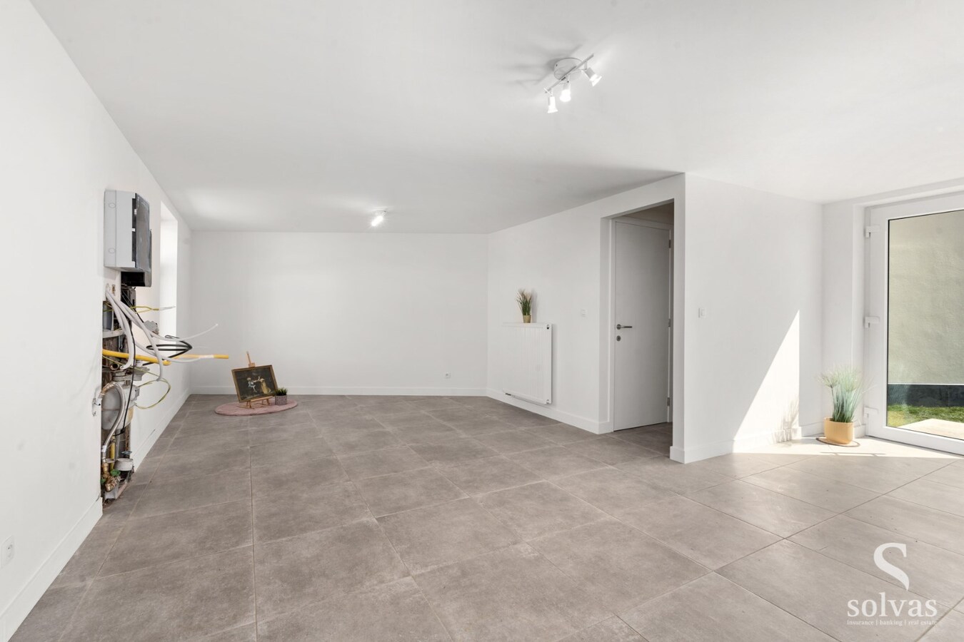 Moderne woning, gerenoveerd, nabij centrum Zomergem 