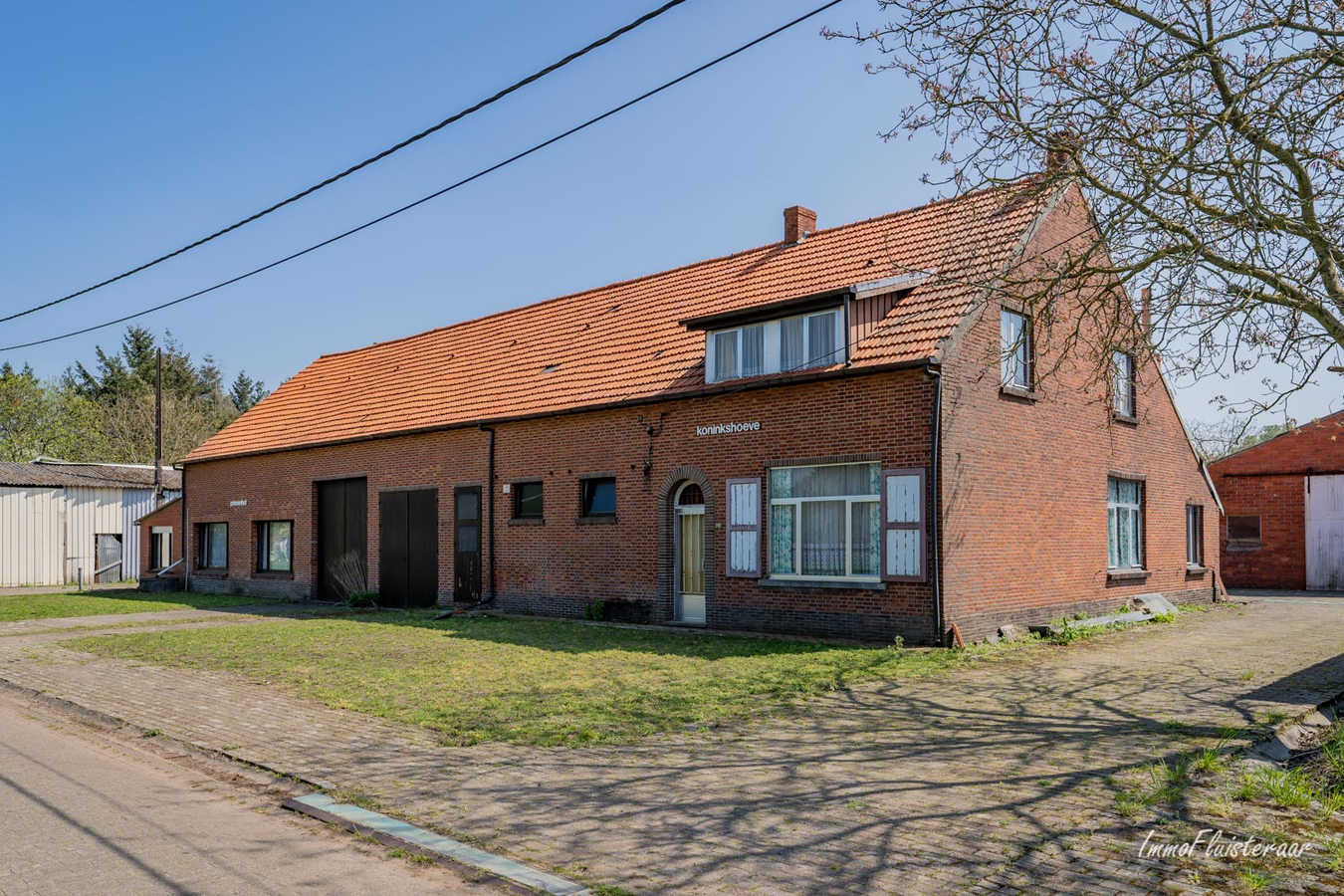 Farm for sale in Lille