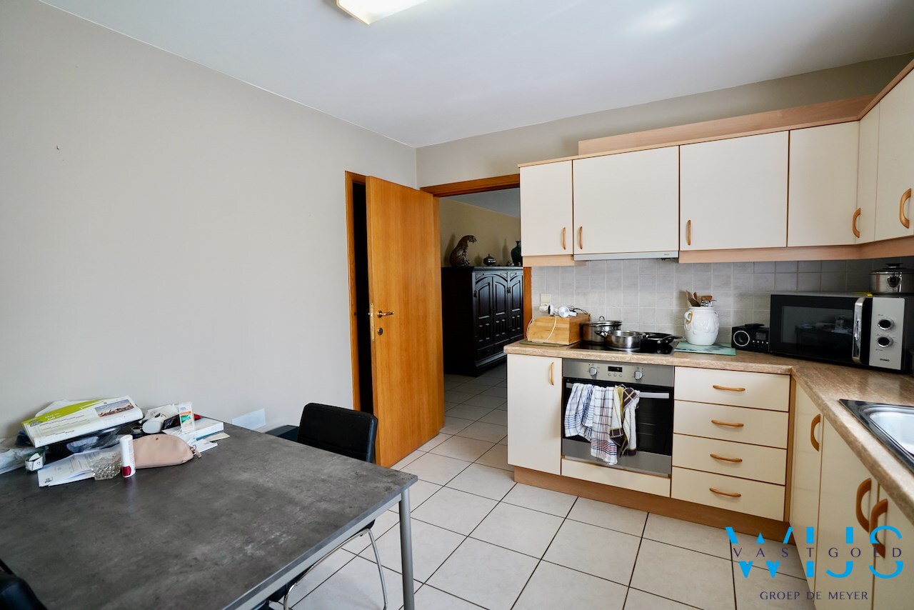 Gelijkvloers appartement met 2 slaapkamers te Evergem ! 