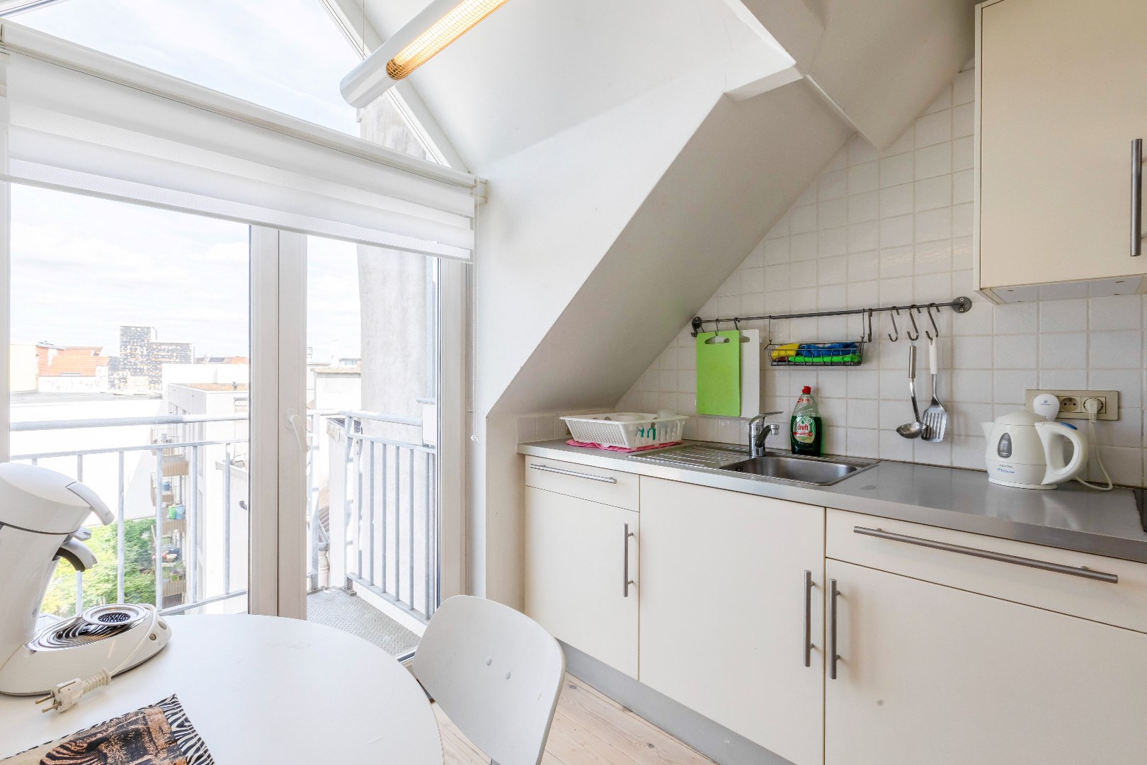 Topper ! Studio met mezzannine en terras in Gent 