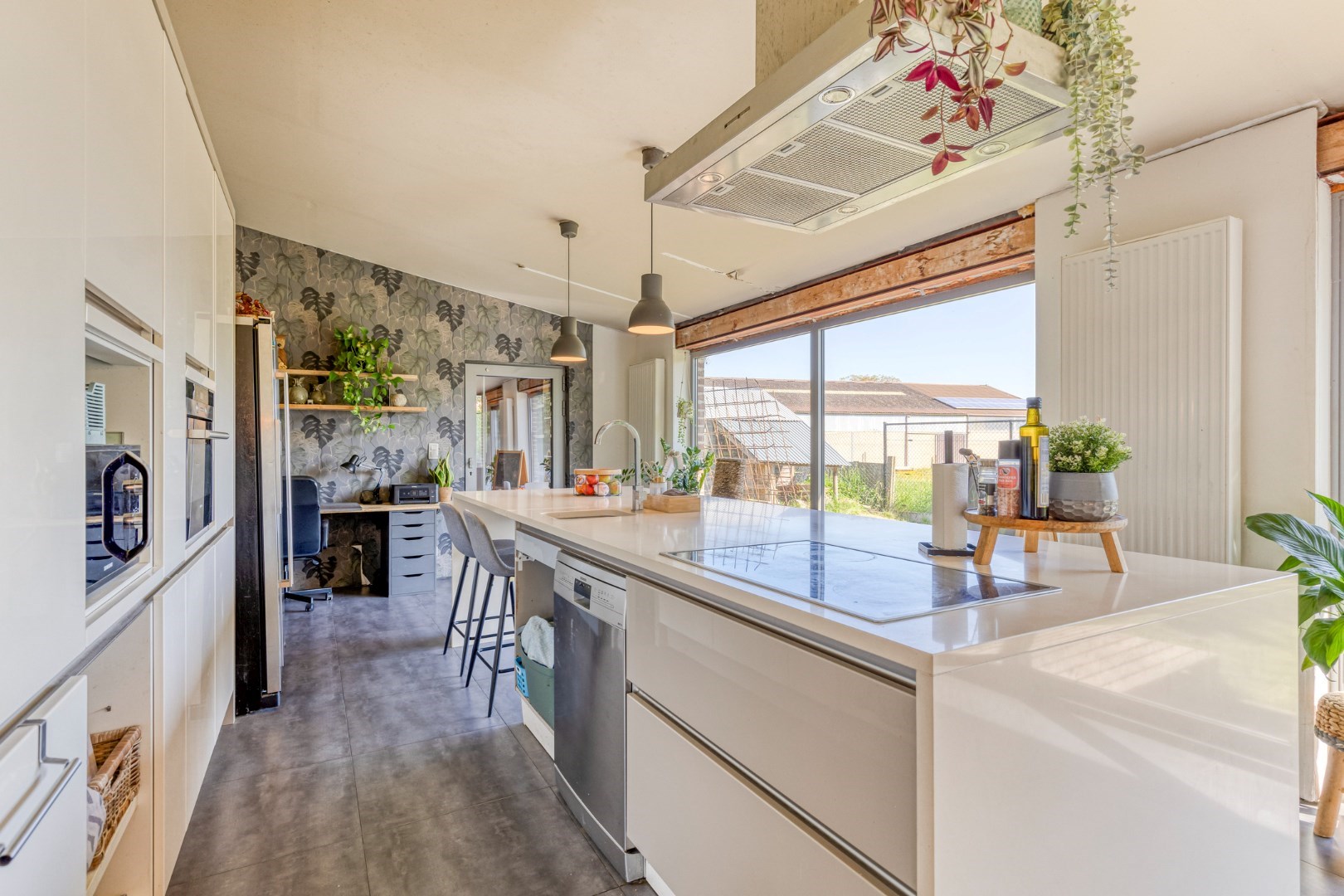 Goed gelegen open bebouwing met 4 slaapkamers en tuin in Kerkom - EPC 540 kWh/m&#178; - bewoonbare oppervlakte 238  m&#178; 