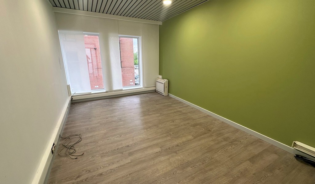 Kantoren te huur aan klaverblad in Gent