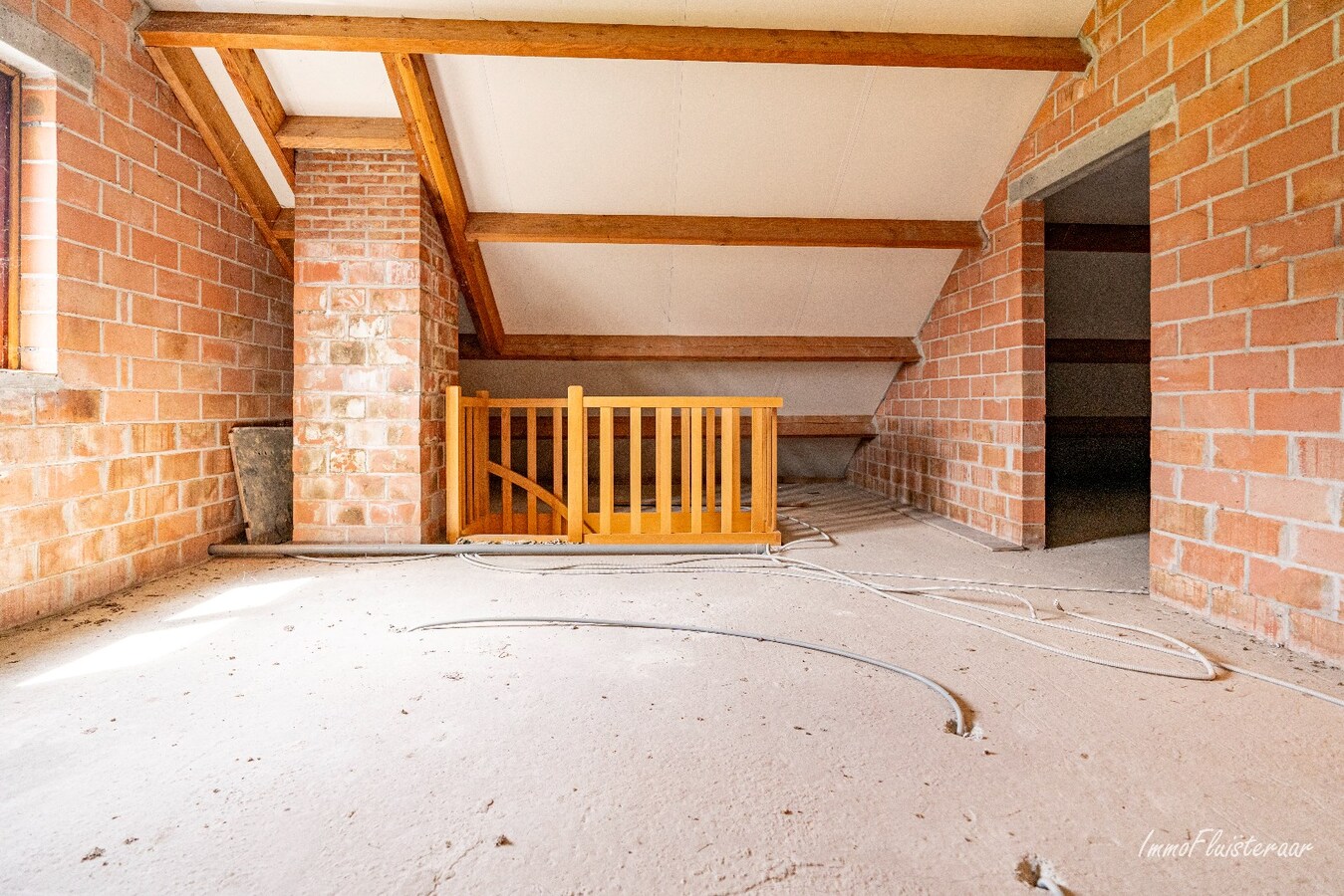 Ruime woning met weide op ca. 60 a te Puurs/Sint-Amands (Optioneel ca. 1,3 ha weide) 