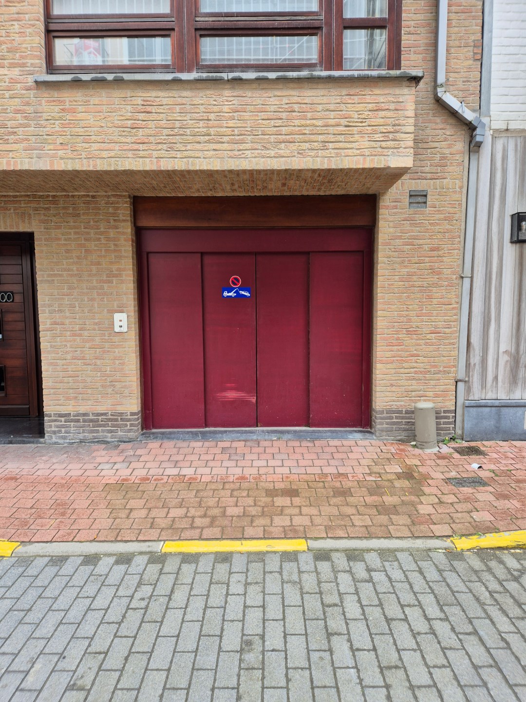 Staanplaats te huur vlakbij het Heldenplein 