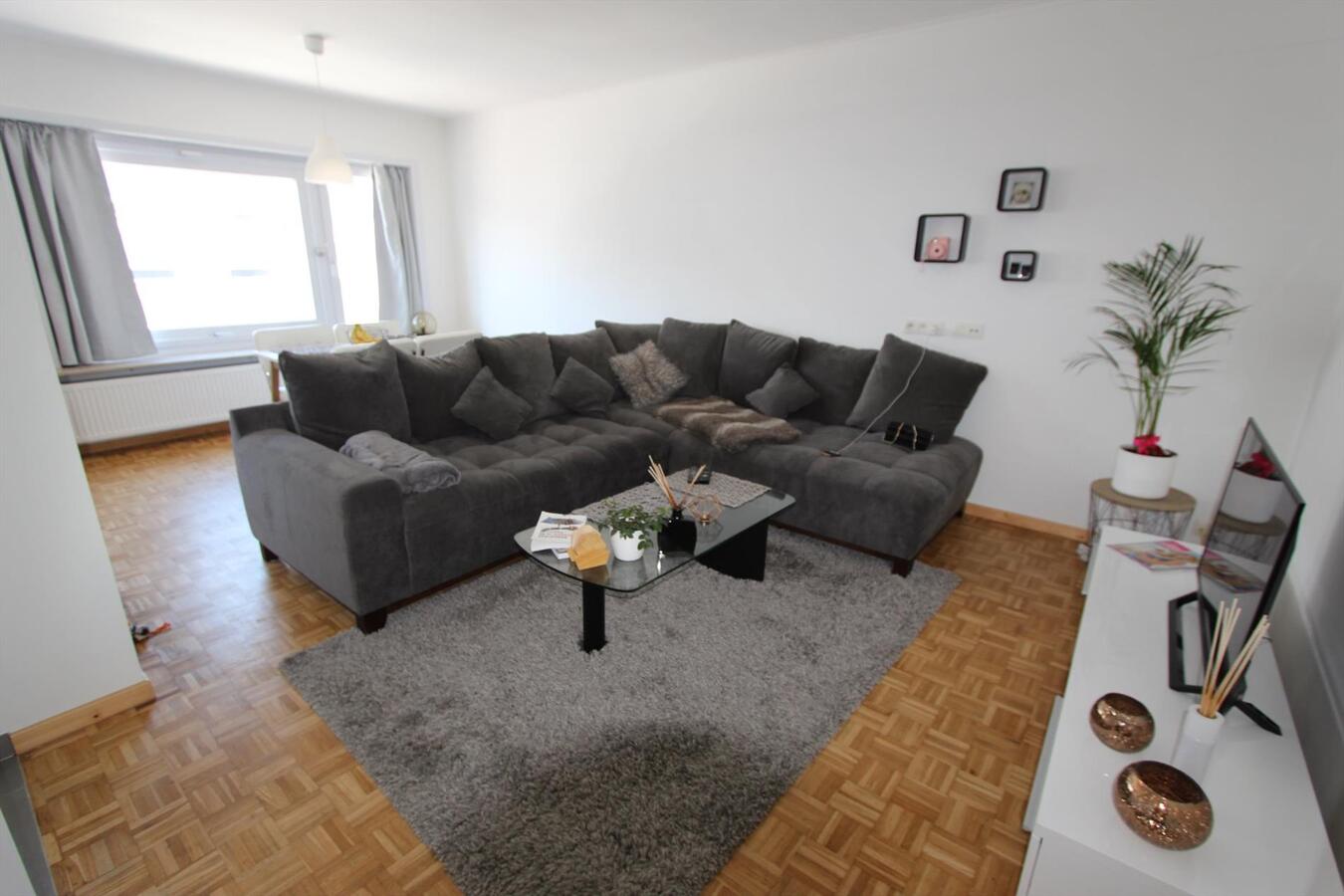 Volledig gerenoveerd appartement te Oostende 