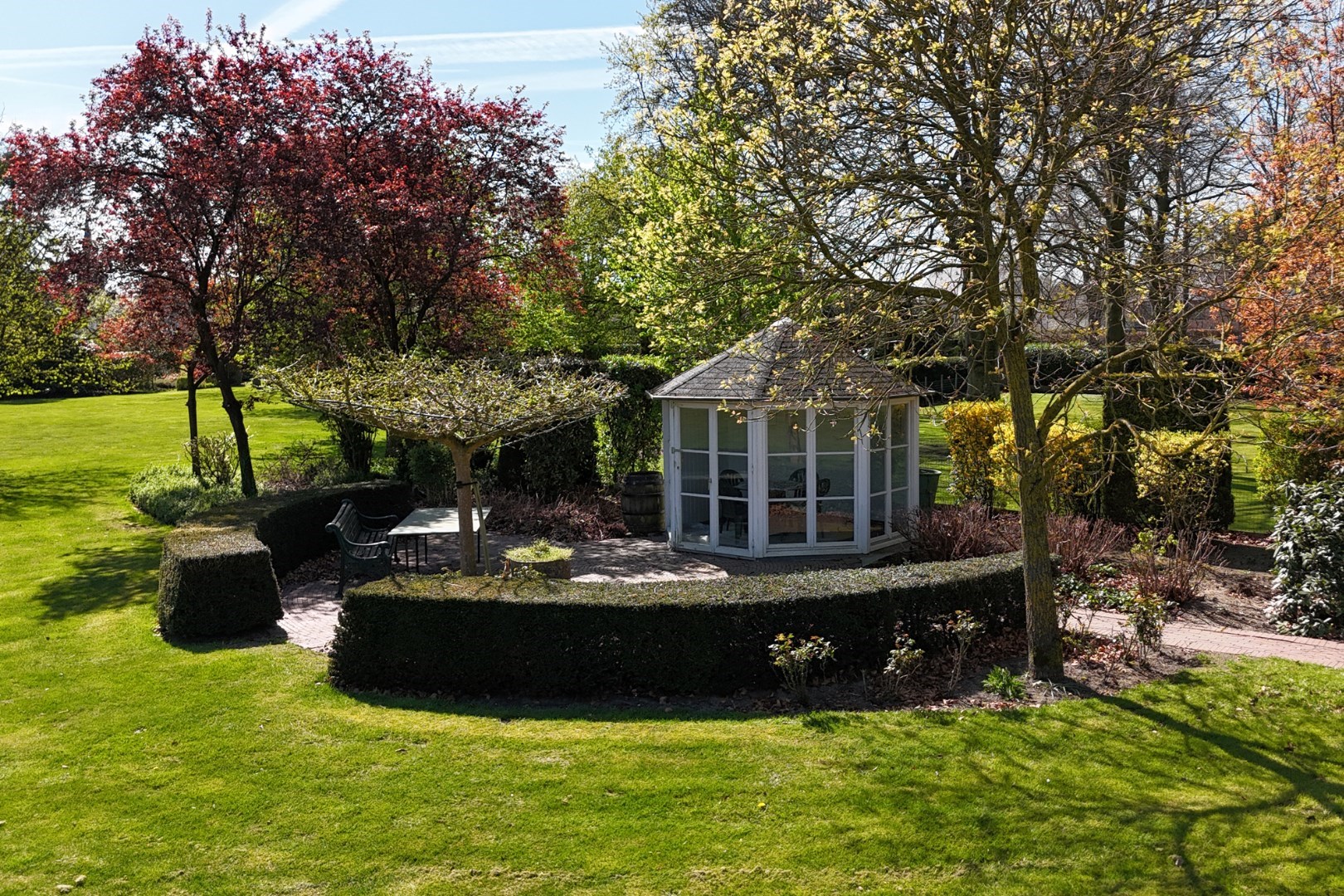 Tijdloze, stijlvolle villa met parktuin op toplocatie. 