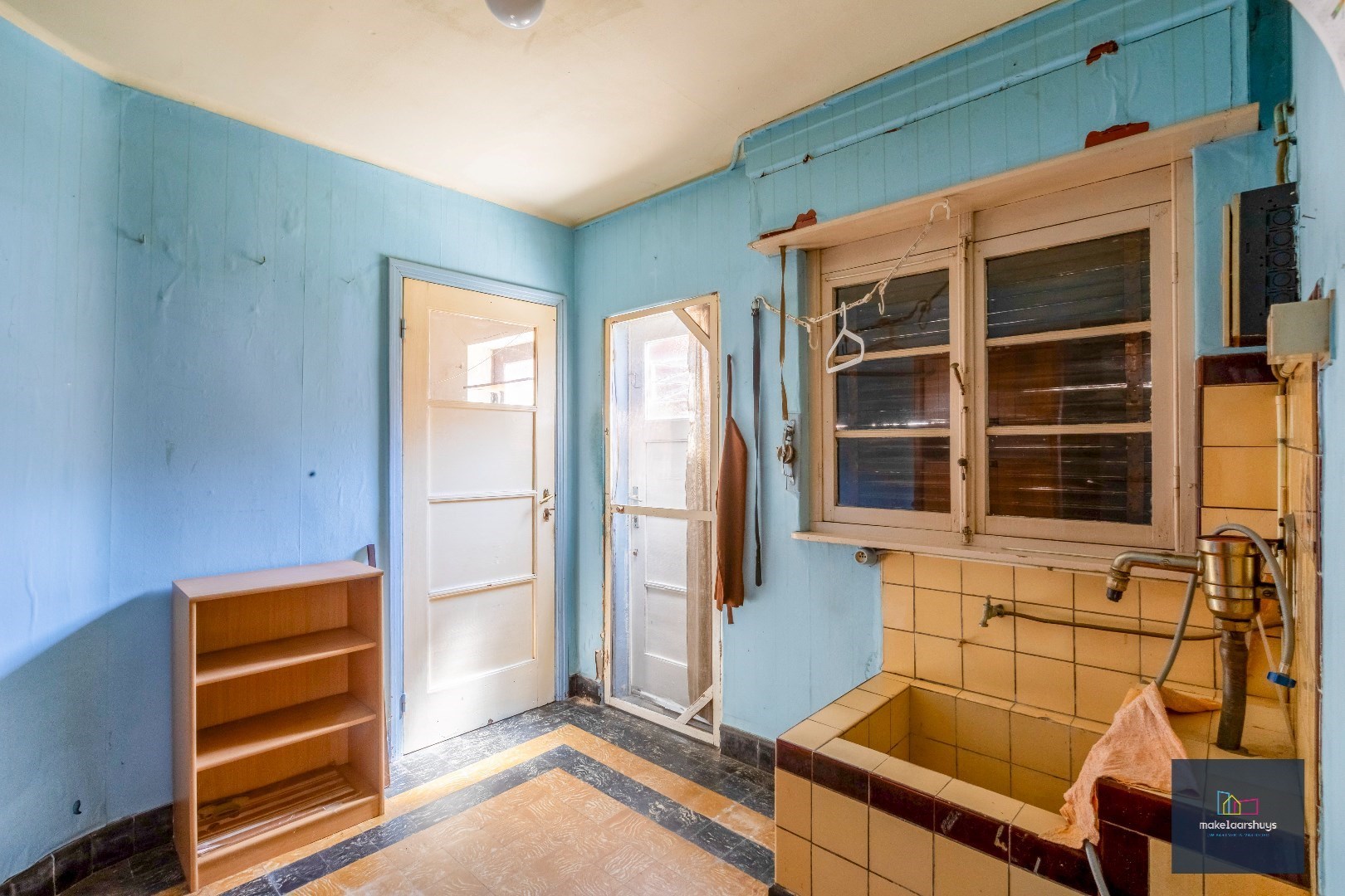 Te renoveren karakterwoning te Gent (Mariakerke) 