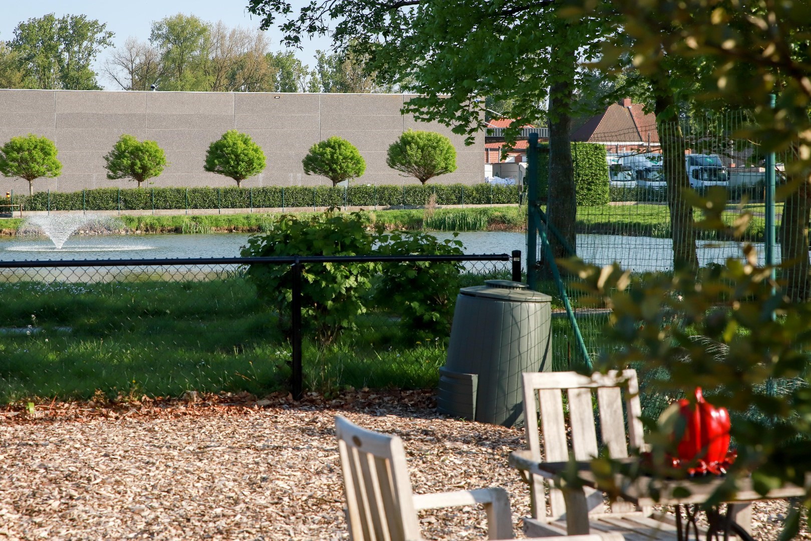 Prachtige alleenstaande woning met garage en tuin op 719 m&#178; 