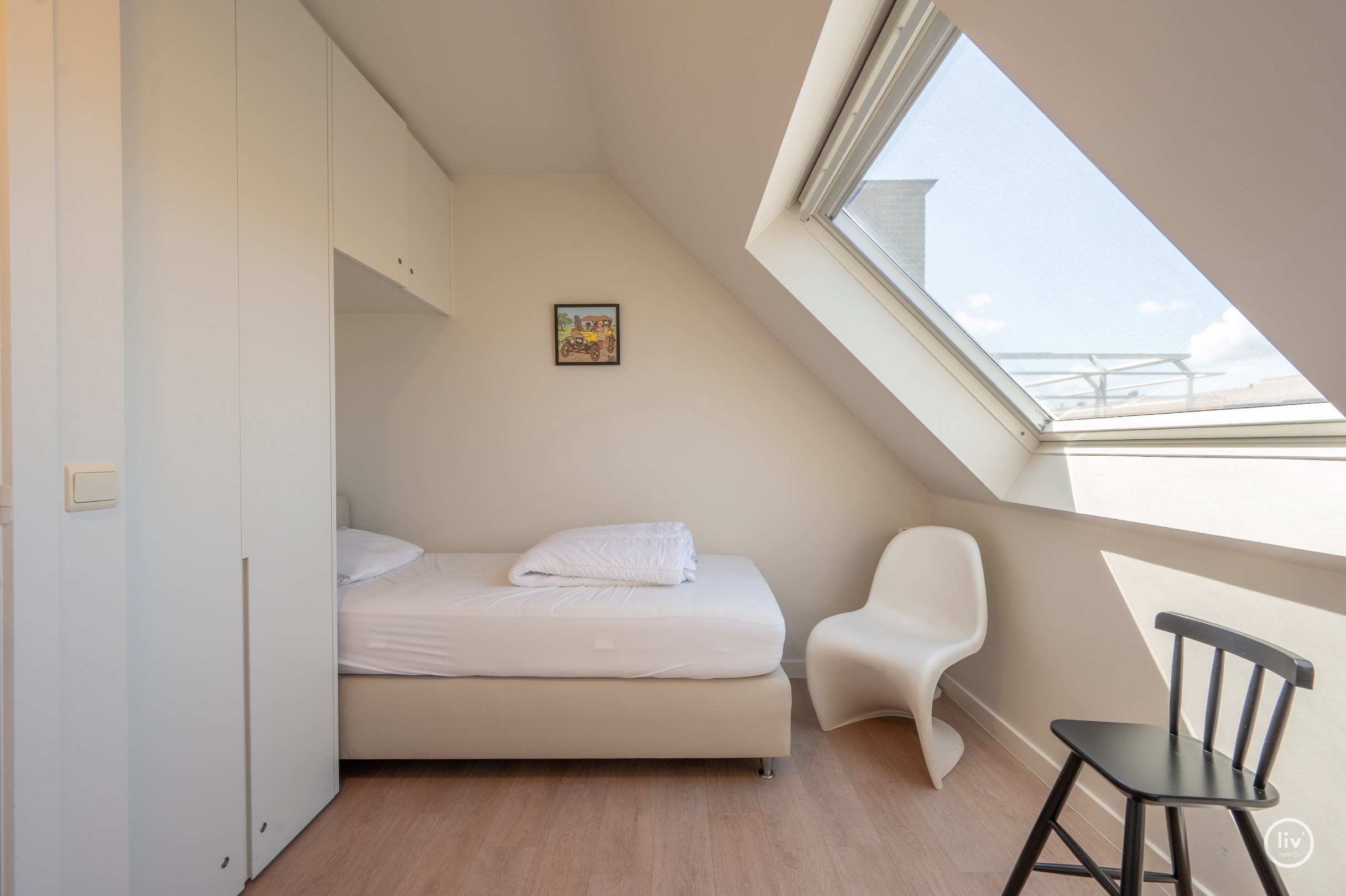 Appartement en duplex lumineux avec 2 grandes terrasses situ&#233; dans l&#39;avenue Paul Parmentier. 