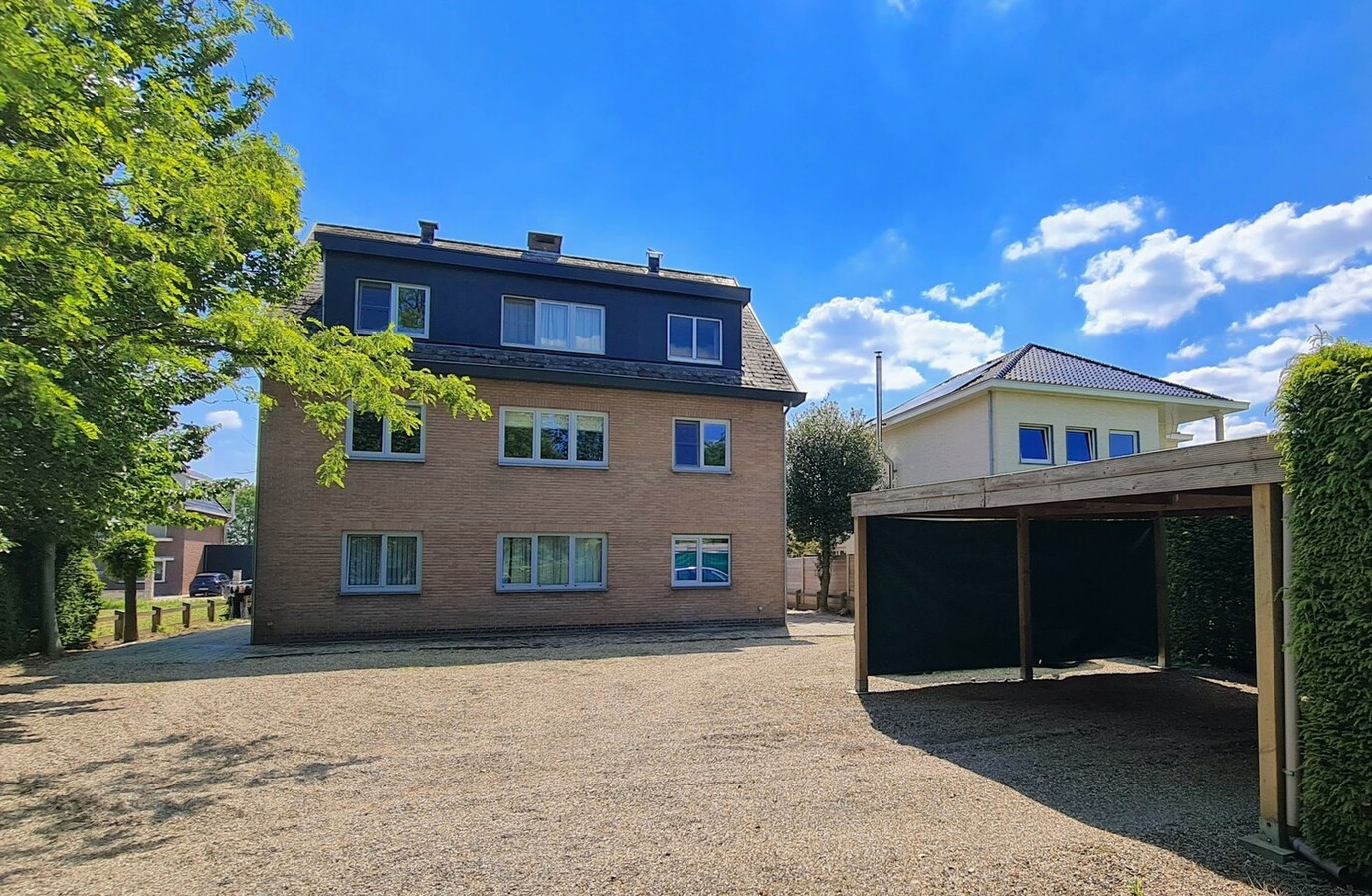 Instapklaar appartement op geliefde locatie 