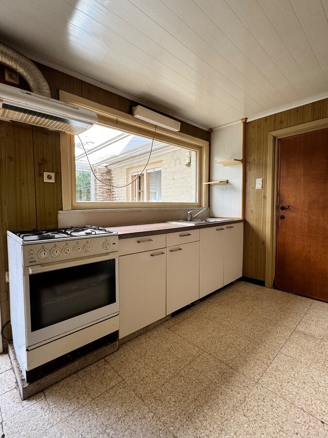Woning met 3 slaapkamers en garage te Dadizele 