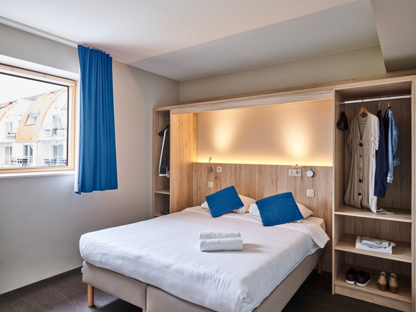 Business suite voor 4 personen, met aparte slaapkamer, in de haven van Zeebrugge 