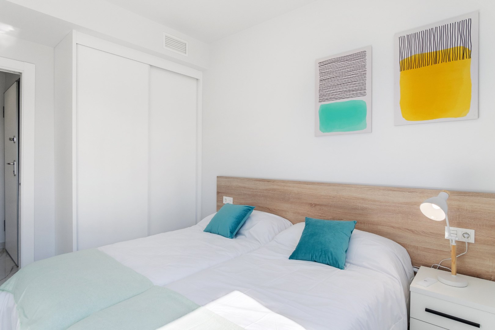 Super Ster Aanbieding! Volledig ingericht nieuw appartement aan de Costa Blanca 