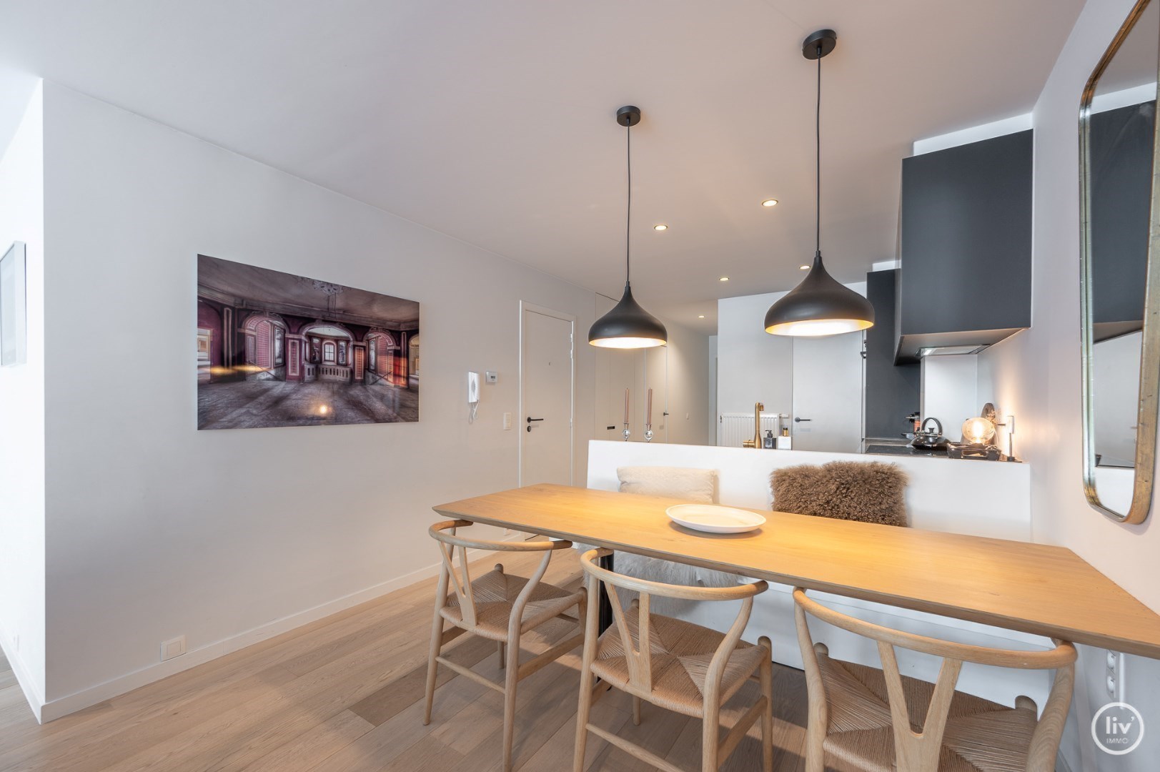 &quot;Modern 2-slaapkamer appartement centraal gelegen op de Lippenslaan te Knokke. 