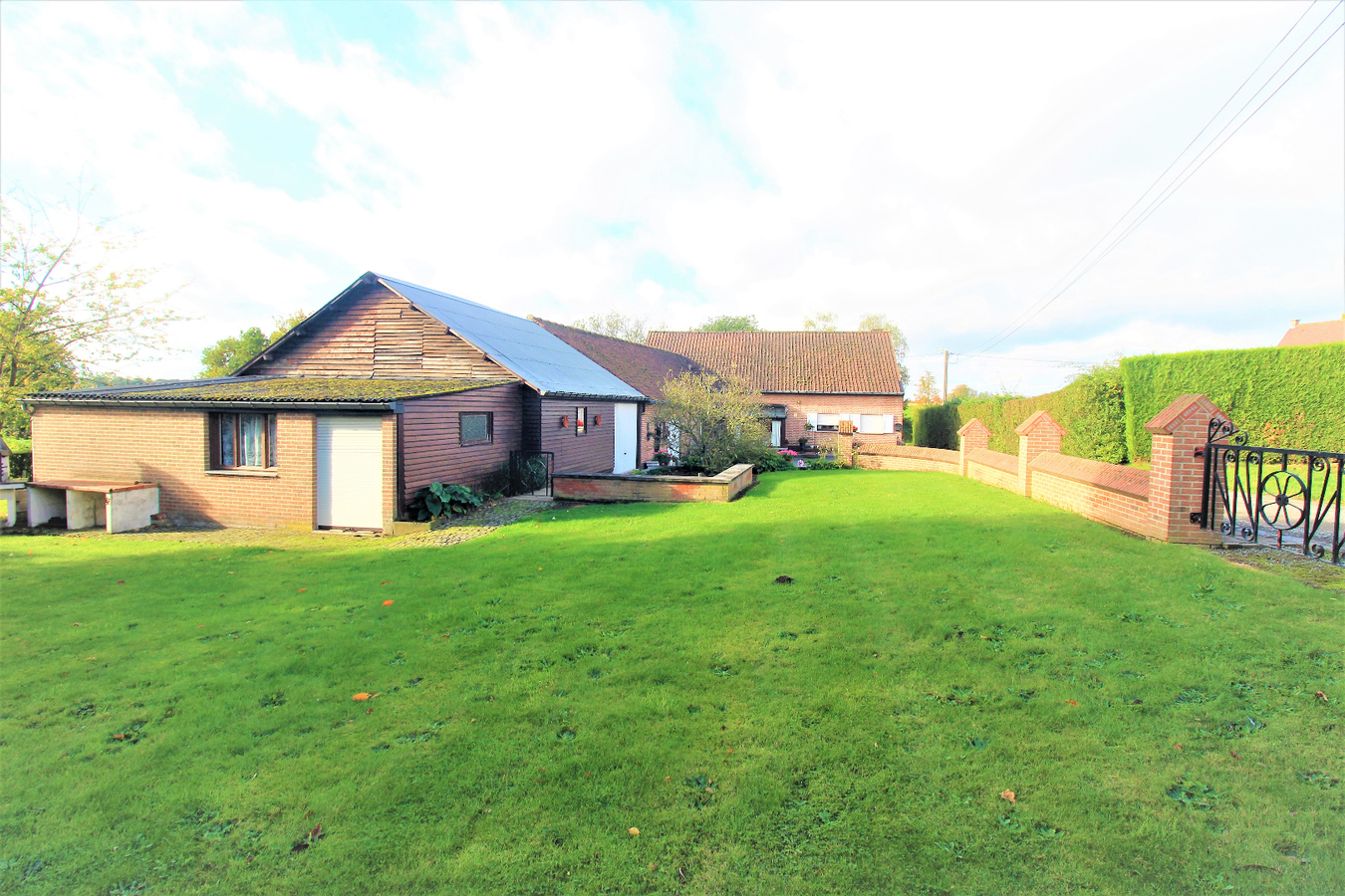 IN OPTIE - Charmante woning met aanhorigheden en tuin op ca. 25a te Boutersem (Vlaams-Brabant) 