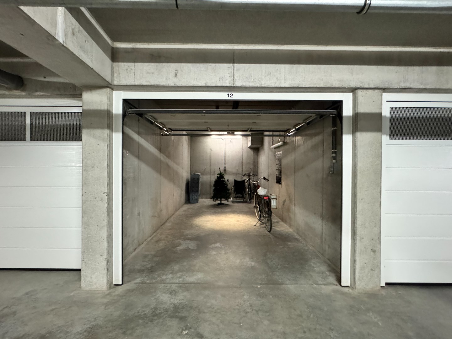 Ruim appartement met ondergrondse garage te koop in hartje Zulte 