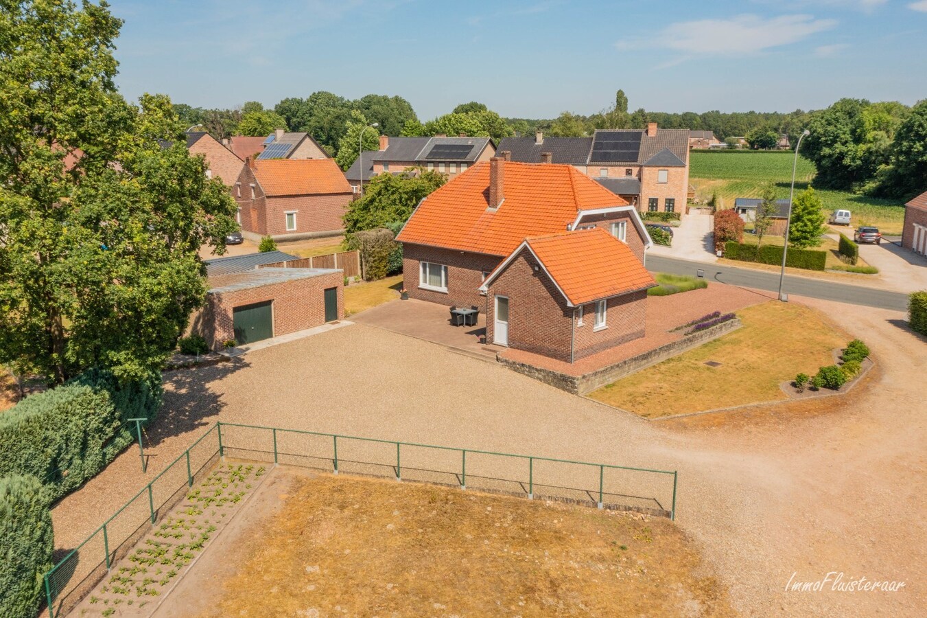 Charming house with stable and land of approximately 1.63 hectares in Opglabbeek (Oudsbergen) 