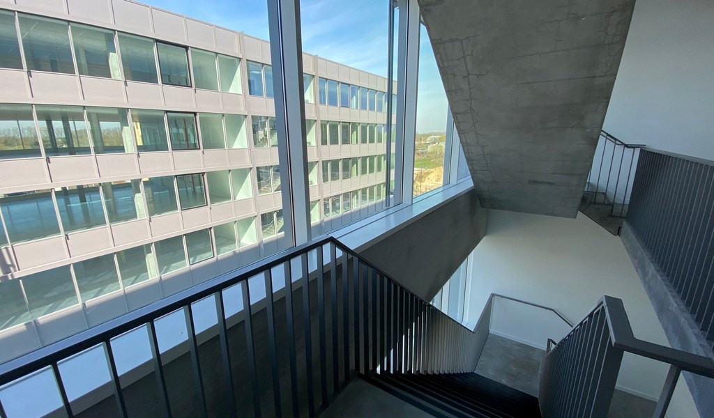 Nieuwbouw kantoren te huur aan The Loop in Gent