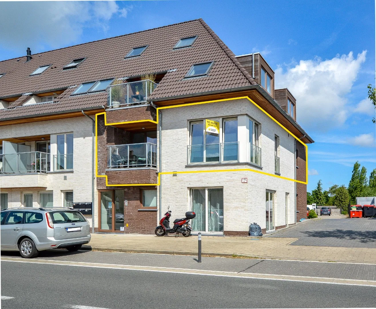 Recent appartement met autostaanplaats in het centrum van Westkerke