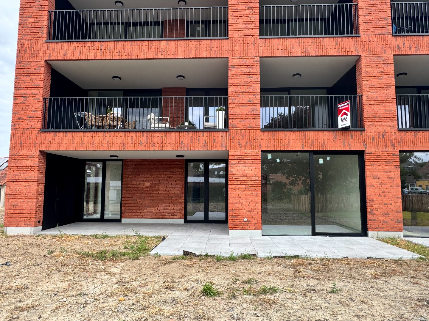 Nieuwbouwappartement met twee slaapkamers, tuin en ondergrondse autostaanplaats te koop in Zulte 