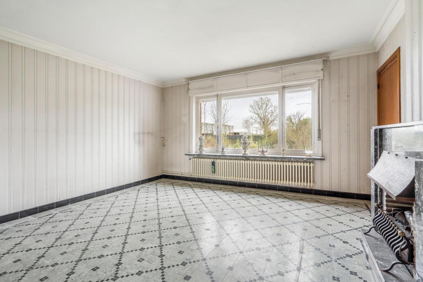 Rustige gelegen open bebouwing met bouwgrond op 1780 m&#178; te Koekelare 