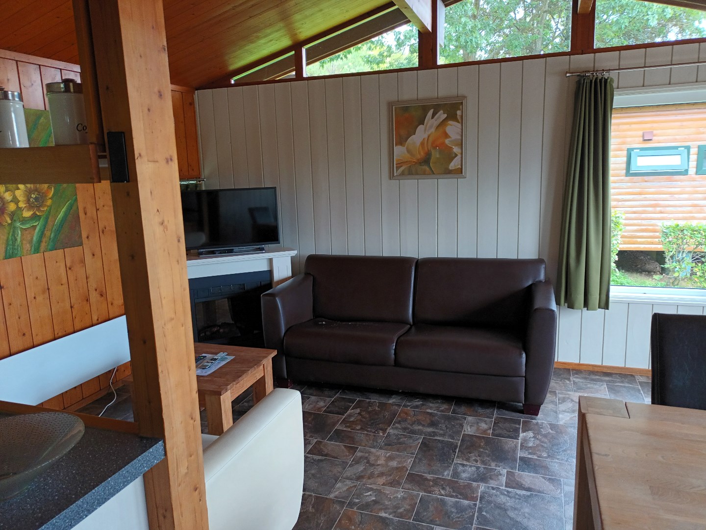 Charmante chalet met prachtige verzichten in vakantiepark te Blaimont ( 3 slaapkamers ) 