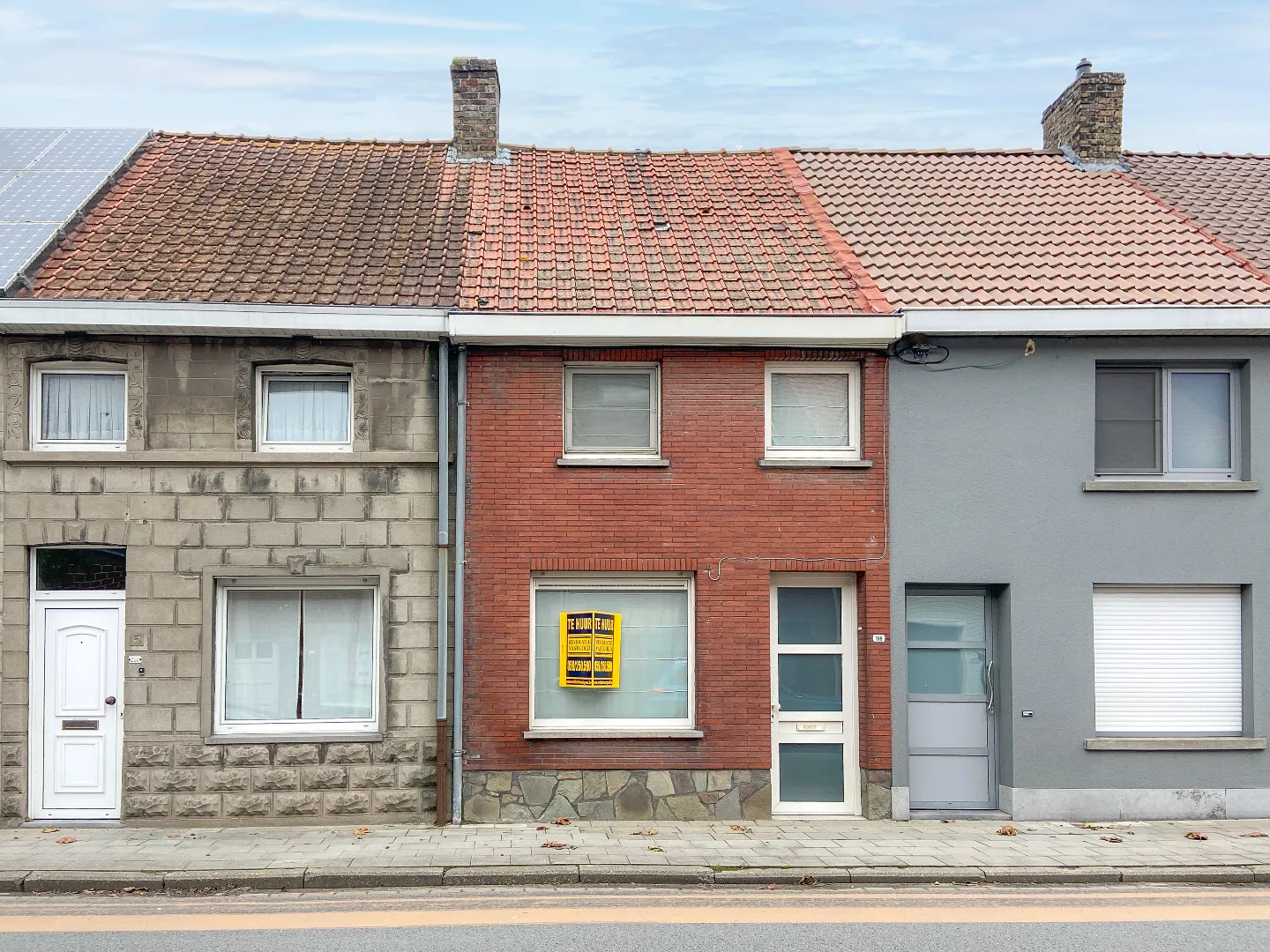 Gezellige rijwoning met 2 slaapkamers en tuintje te Eernegem