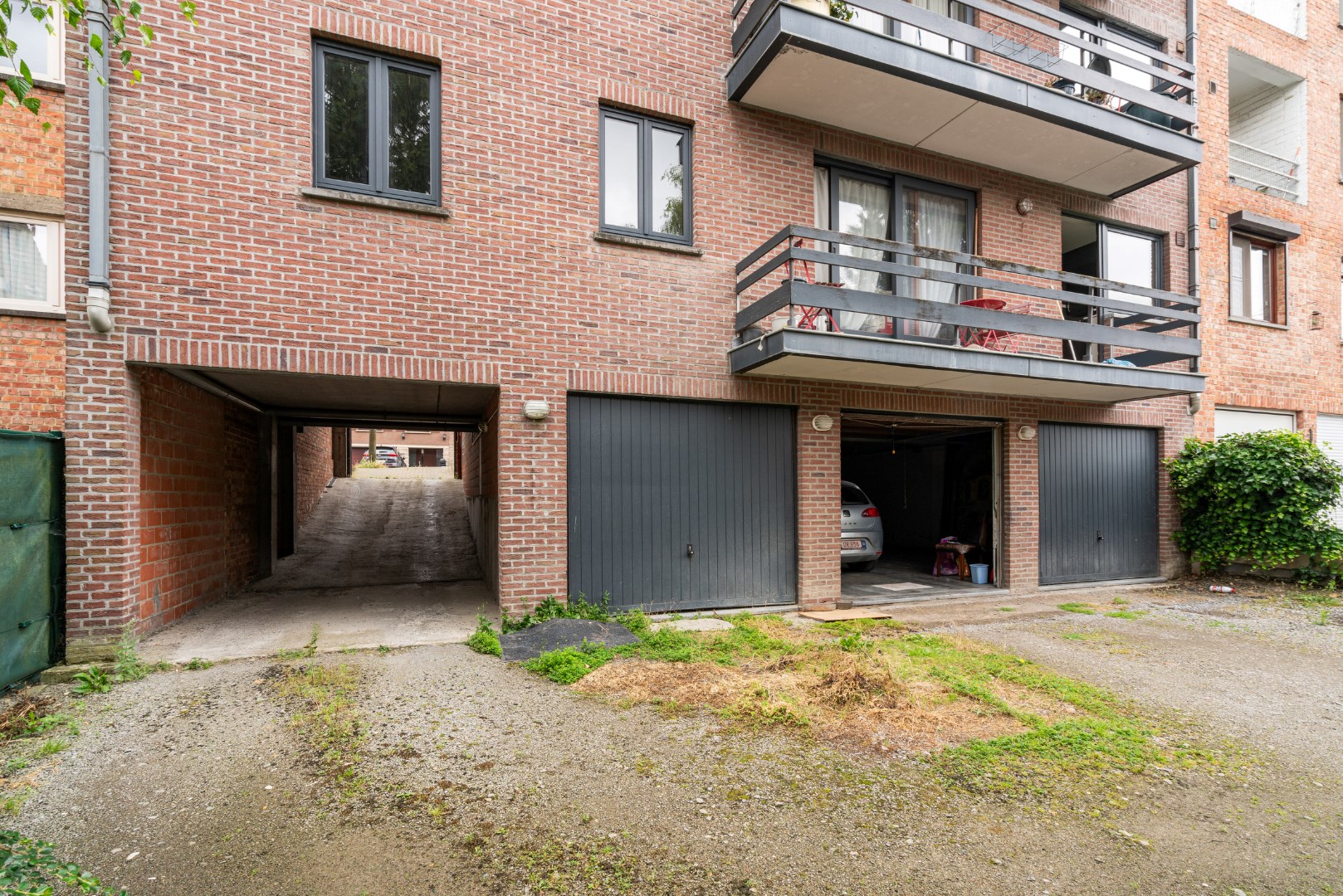 Ruim appartement met grote zolderruimte 