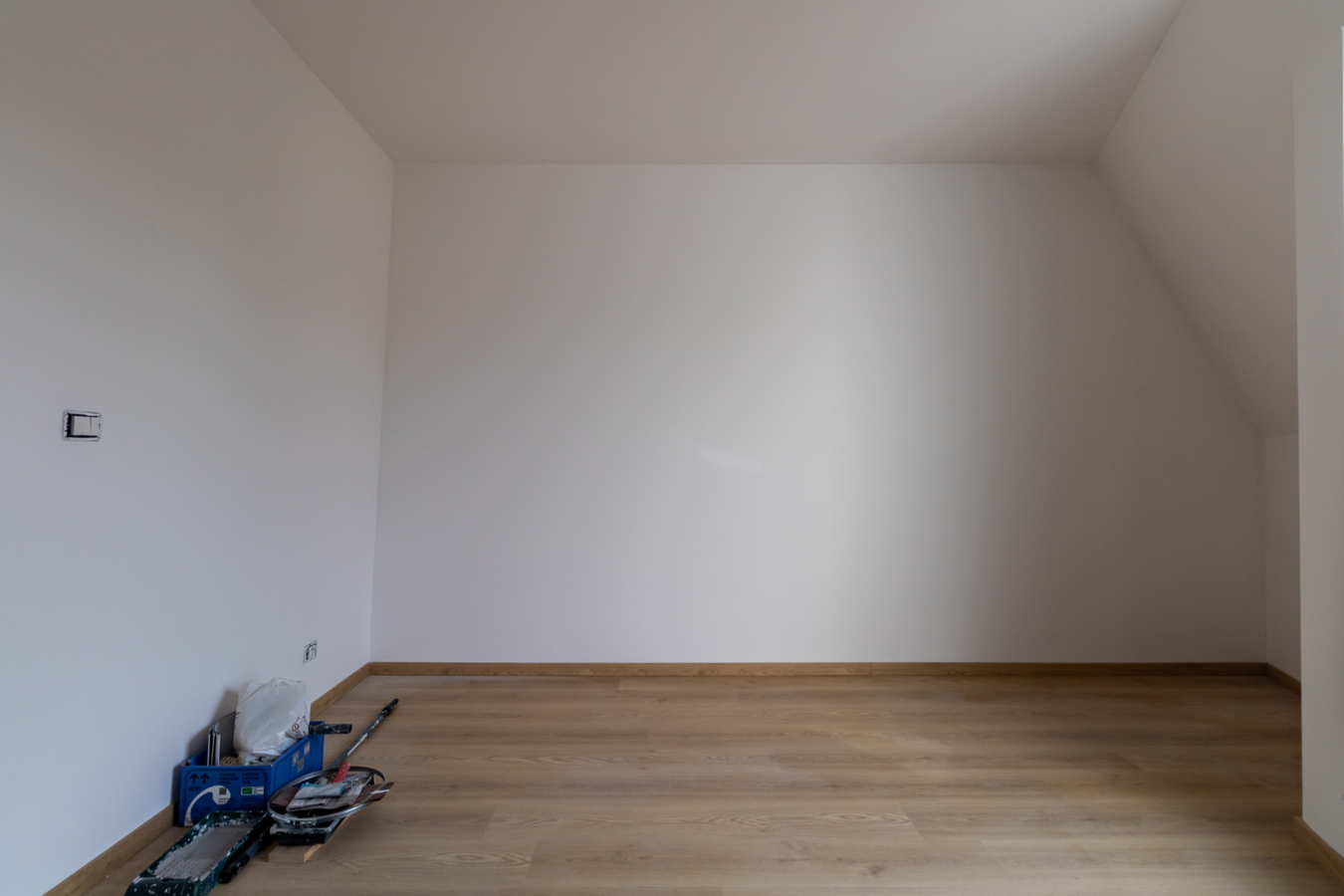 Nieuwbouw 2 slaapkamer-appartement te Gistel met garage 