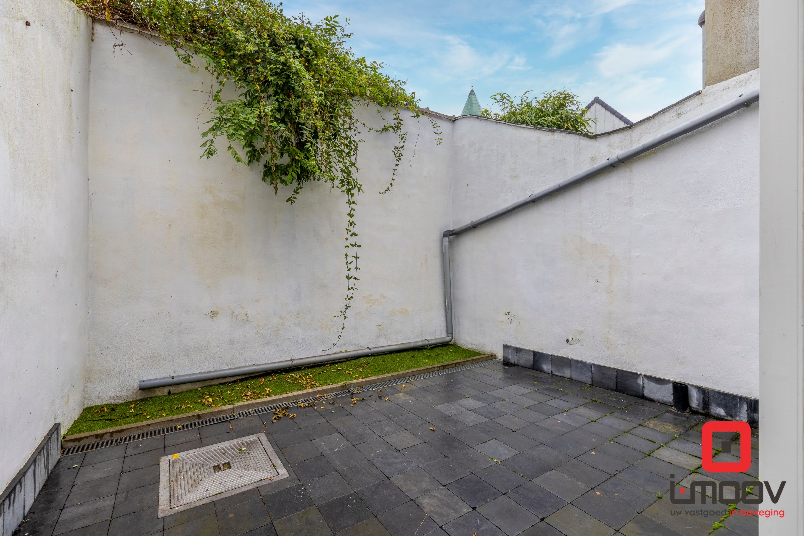 Modern instapklaar huis met terras en 3 slaapkamers  in het hart van Gentbrugge 