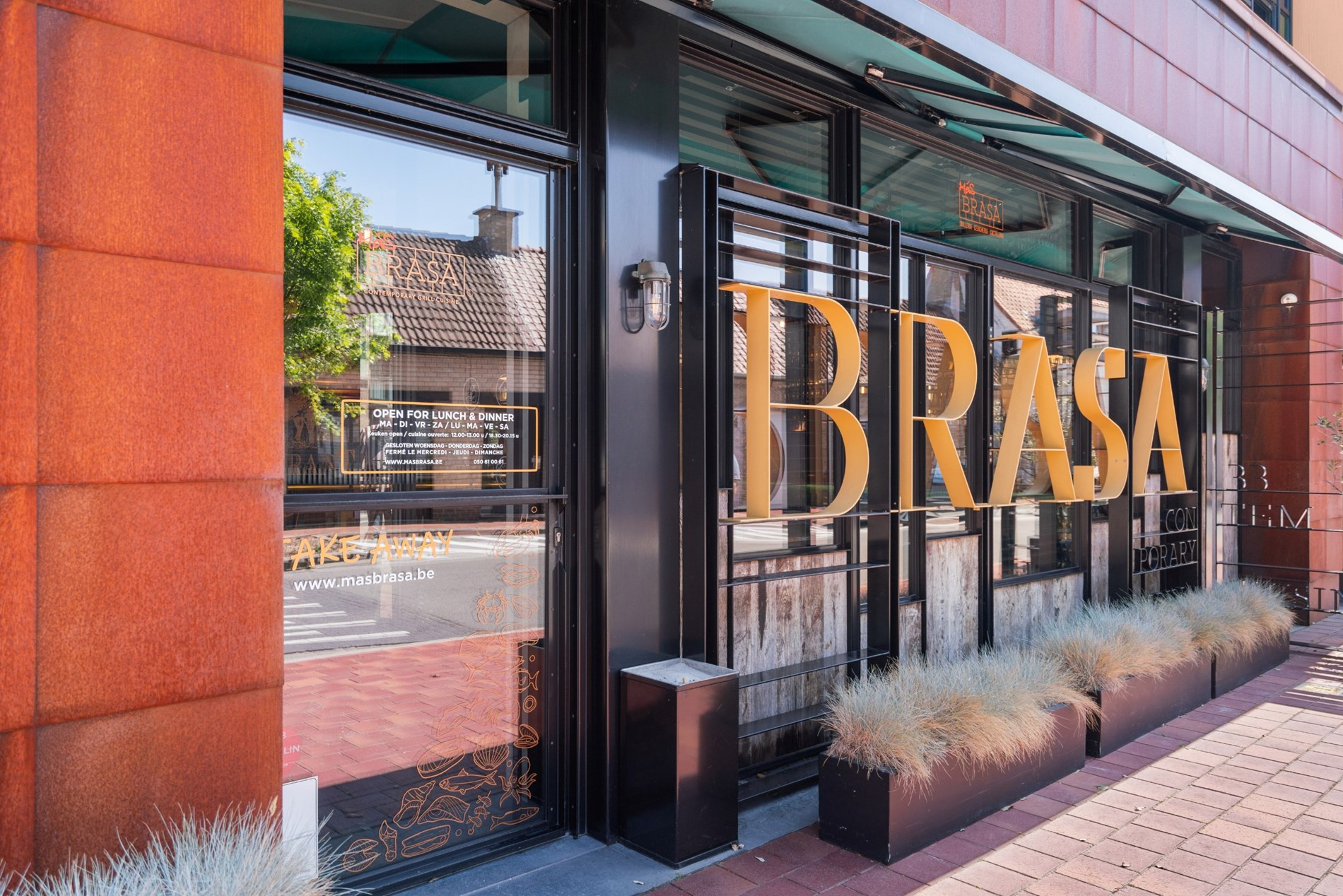 Handelspand te huur – Instapklaar restaurant (volledig uitgerust) in centrum Knokke. 