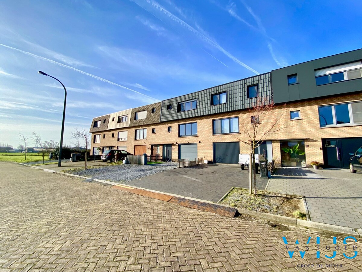 Bel-&#233;tage met 3 slaapkamers en tuin te ERTVELDE ! 