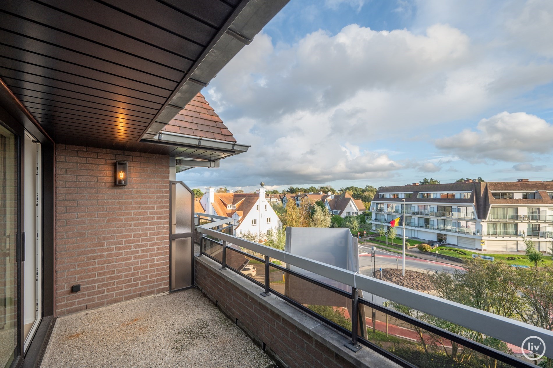 Prachtig gerenoveerde duplex penthouse met een open zicht: 
