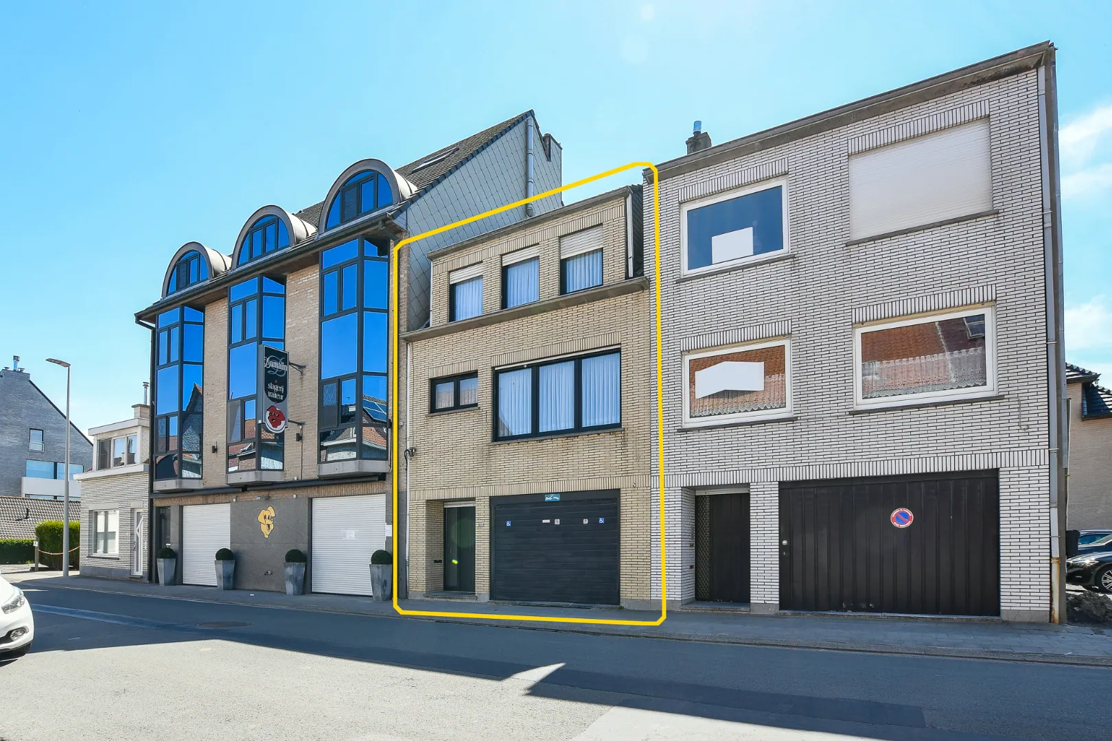 Bel-étage woning  met zonnige stadstuin en  3 slaapkamers te Bredene aan zee