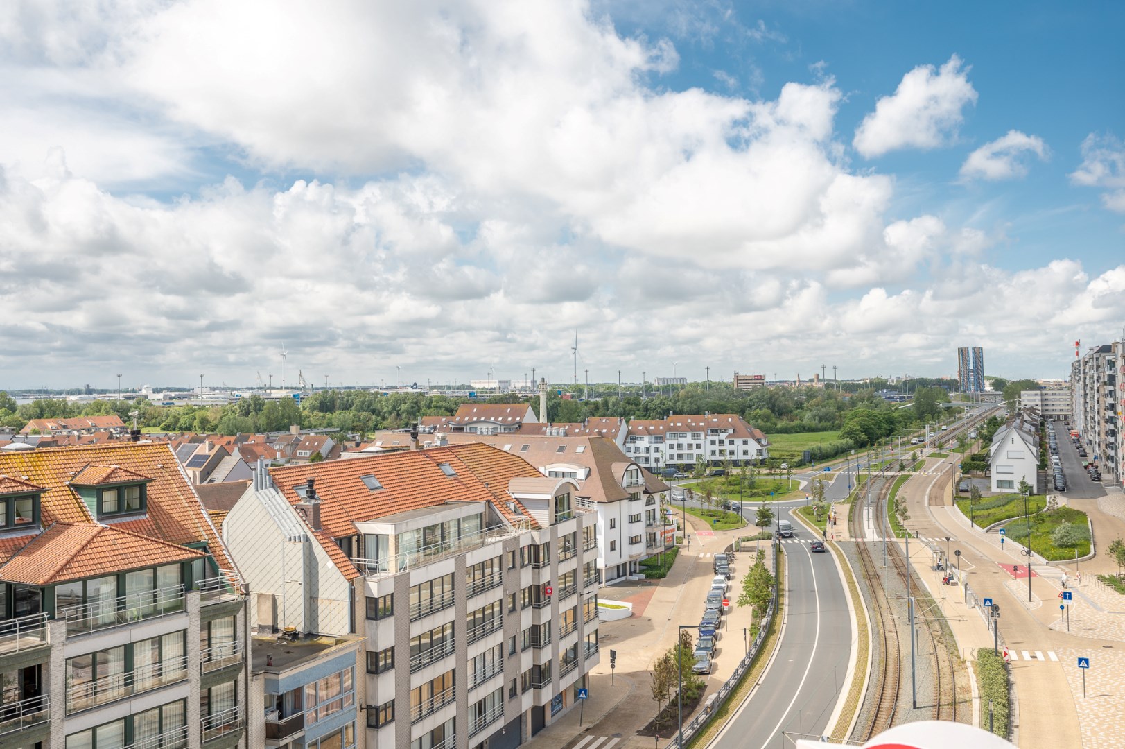 Ruim en zongericht appartement met 4 slaapkamers 