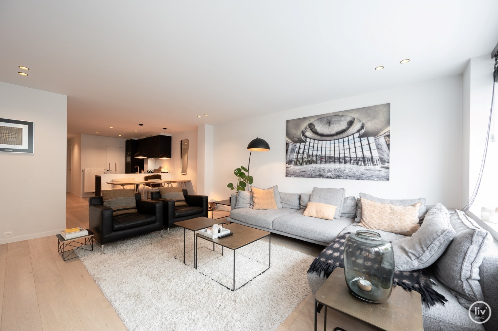 Appartement moderne de 2 chambres &#224; coucher, id&#233;alement situ&#233; sur la Lippenslaan &#224; Knokke. 