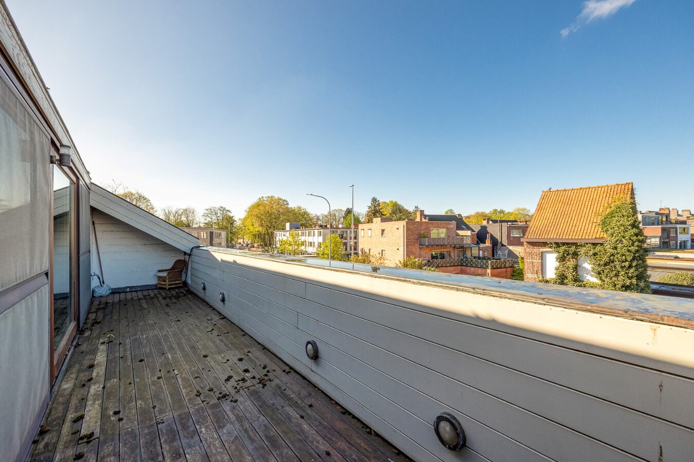 Zeer ruim, energiezuinig duplex appartement met 3 slaapkamers op toplocatie in centrum Schilde 