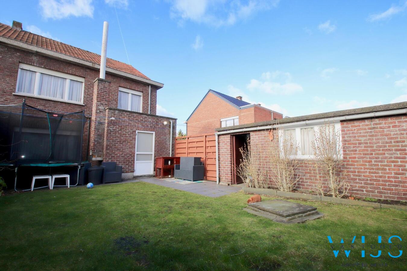 Praktische halfopen bebouwing met 3 slaapkamers te Rieme/ERTVELDE ! 