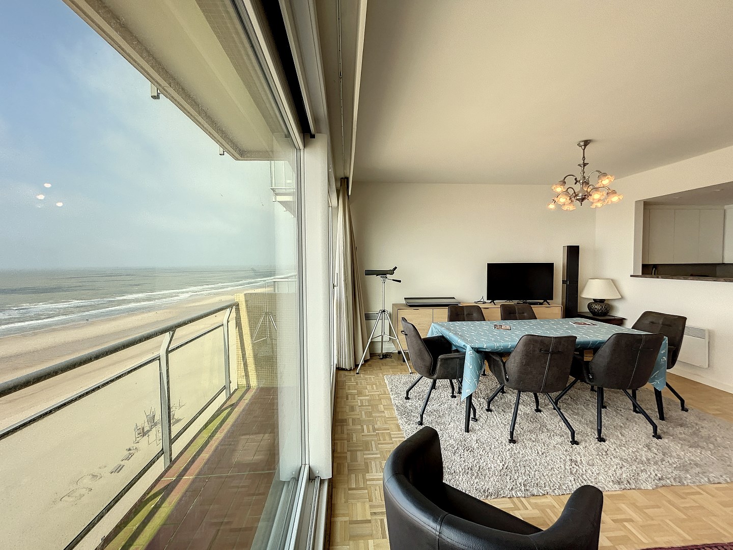 Appartement spacieux avec 1 chambre - vue sur mer 