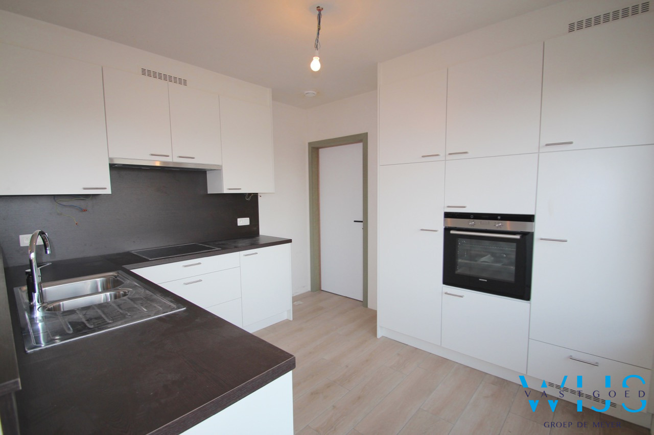 Prachtige duplex + garage in het rustige landelijke OOSTEEKLO 