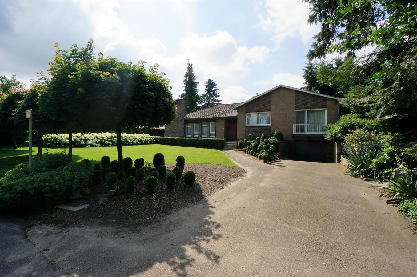 Farm sold in Meeuwen-Gruitrode