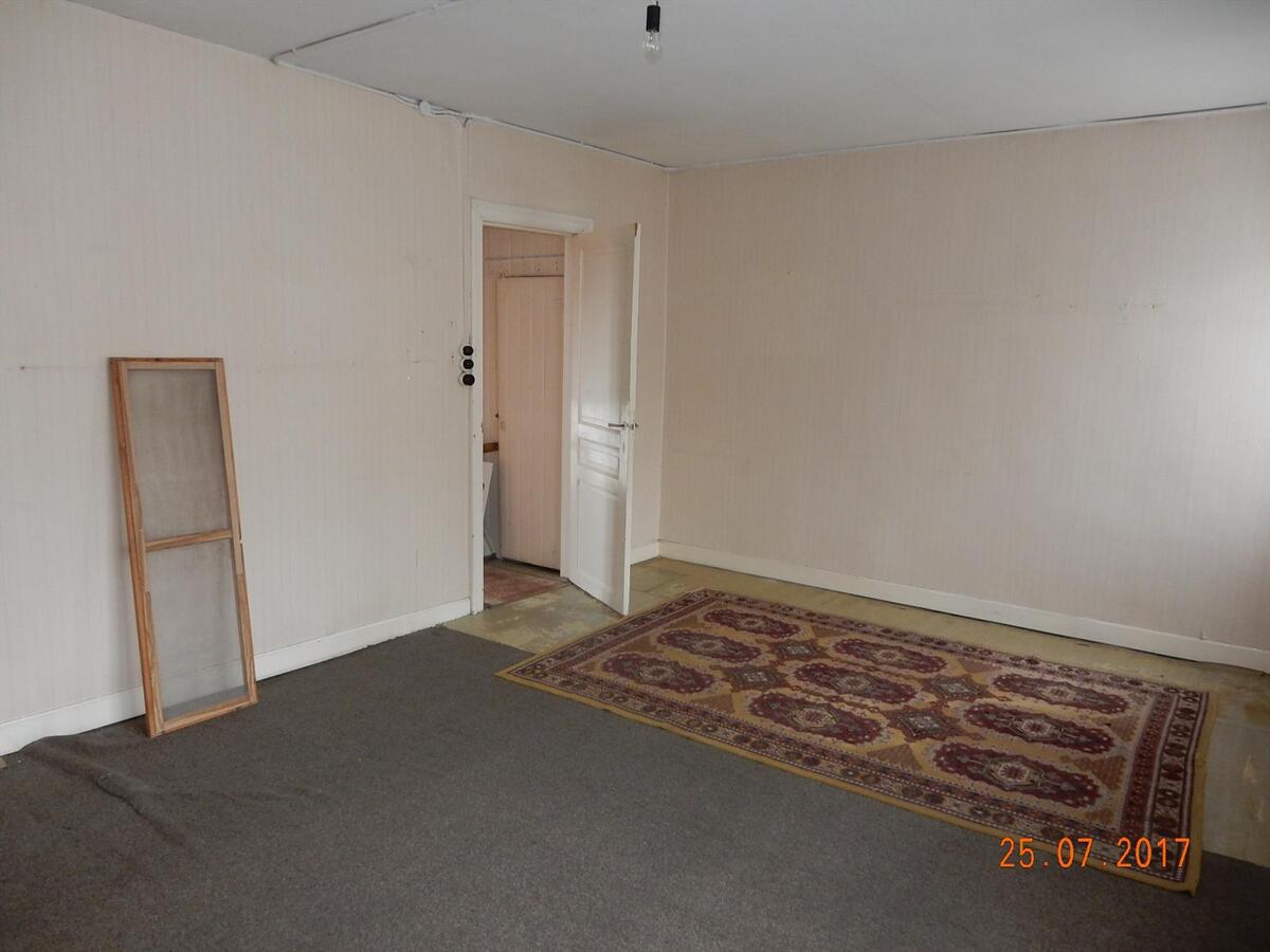 TE KOOP: WONING VOOR RENOVATIE 