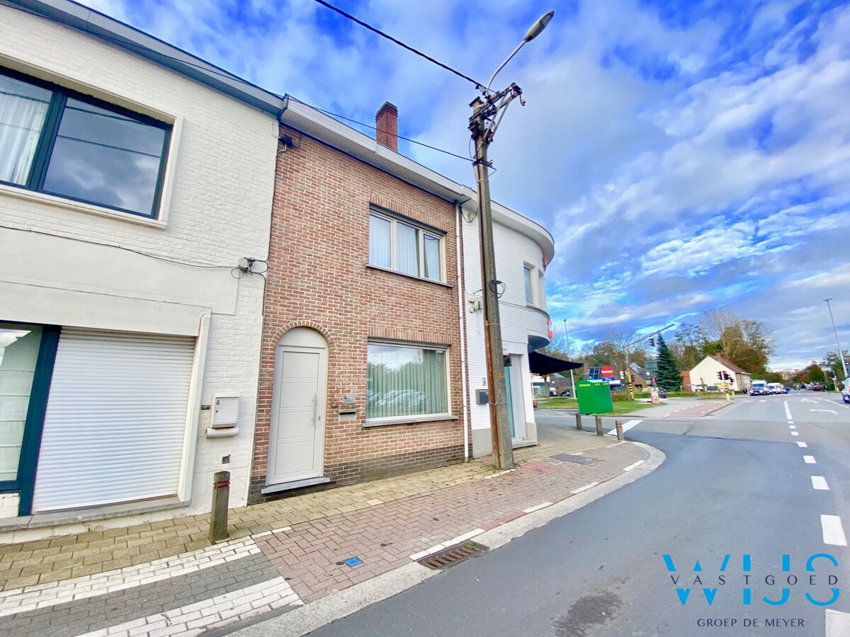 Gezinswoning met 4 slaapkamers &amp; garage te EVERGEM ! 