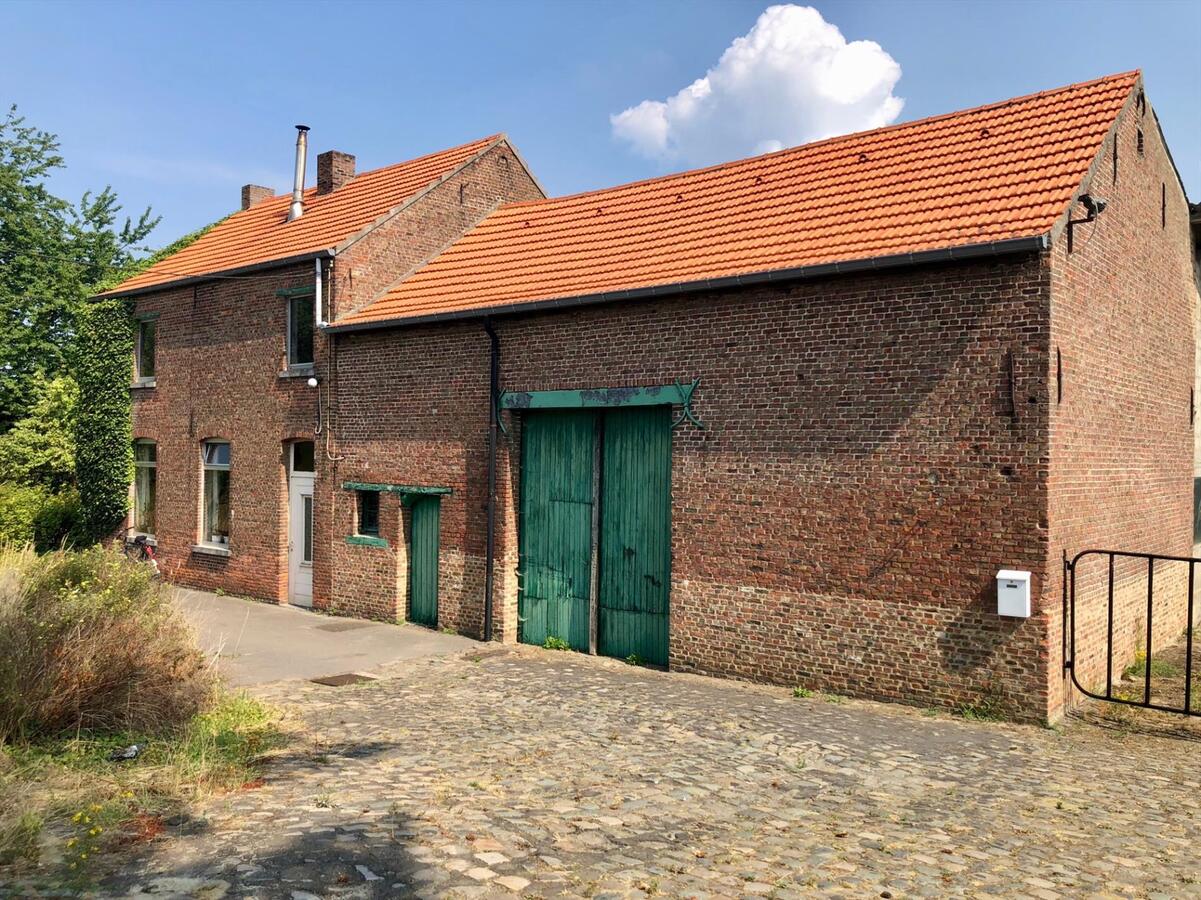 Te renoveren hoeve op 1,36 Ha te Tildonk (Vlaams-Brabant) 