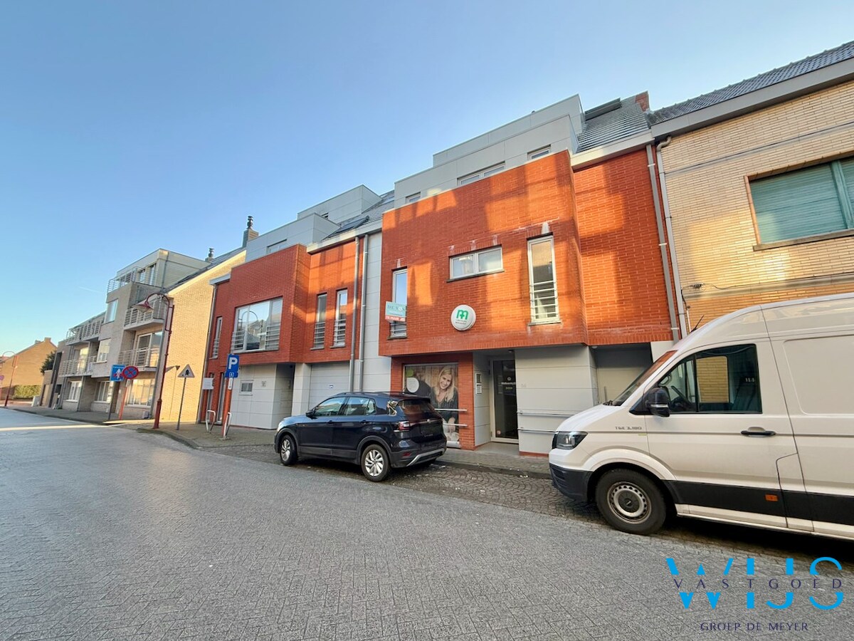 Gezellig tweeslaapkamer appartement met terras te Assenede ! 