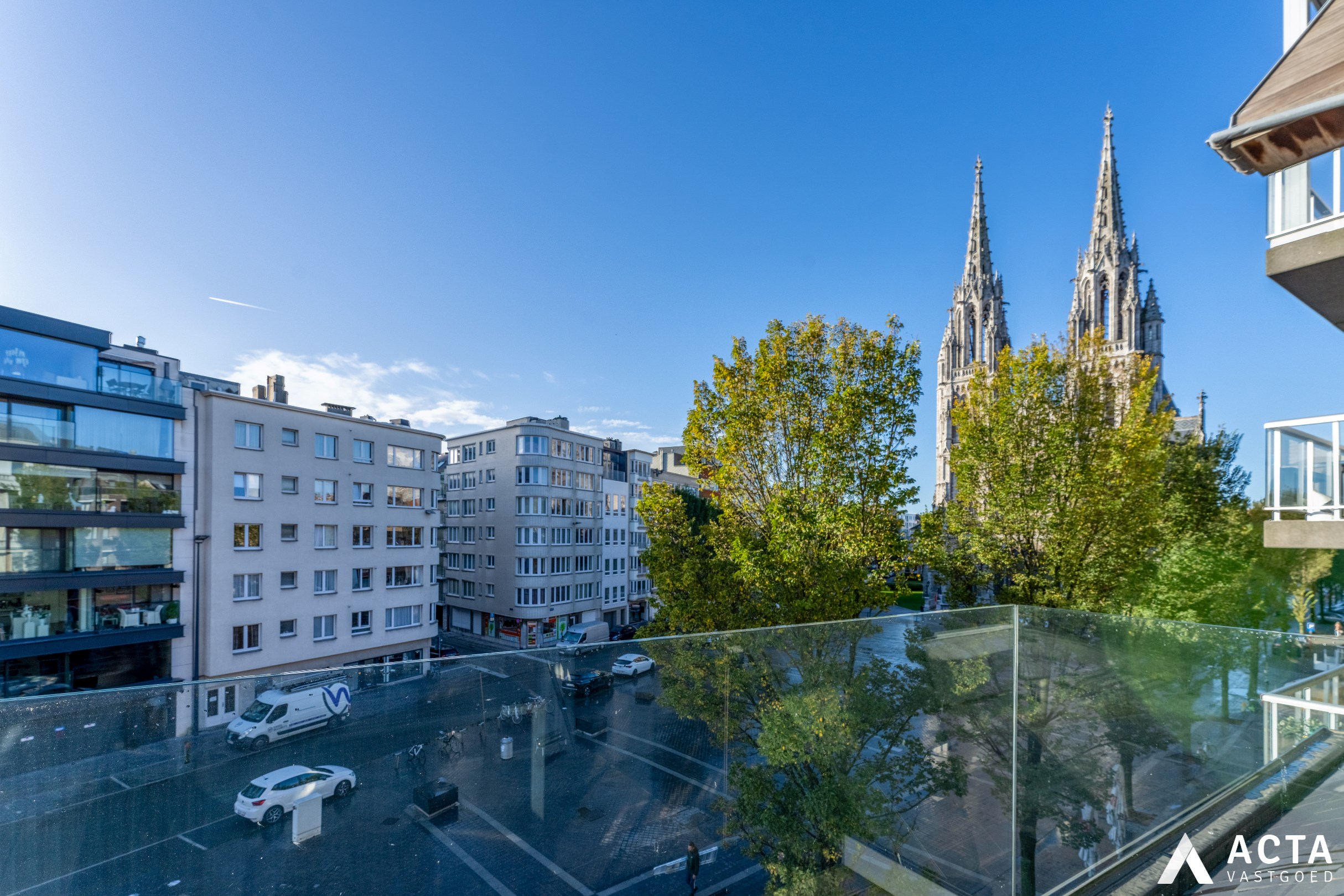 Drie gerenoveerde appartementen nabij Visserskaai in Oostende 