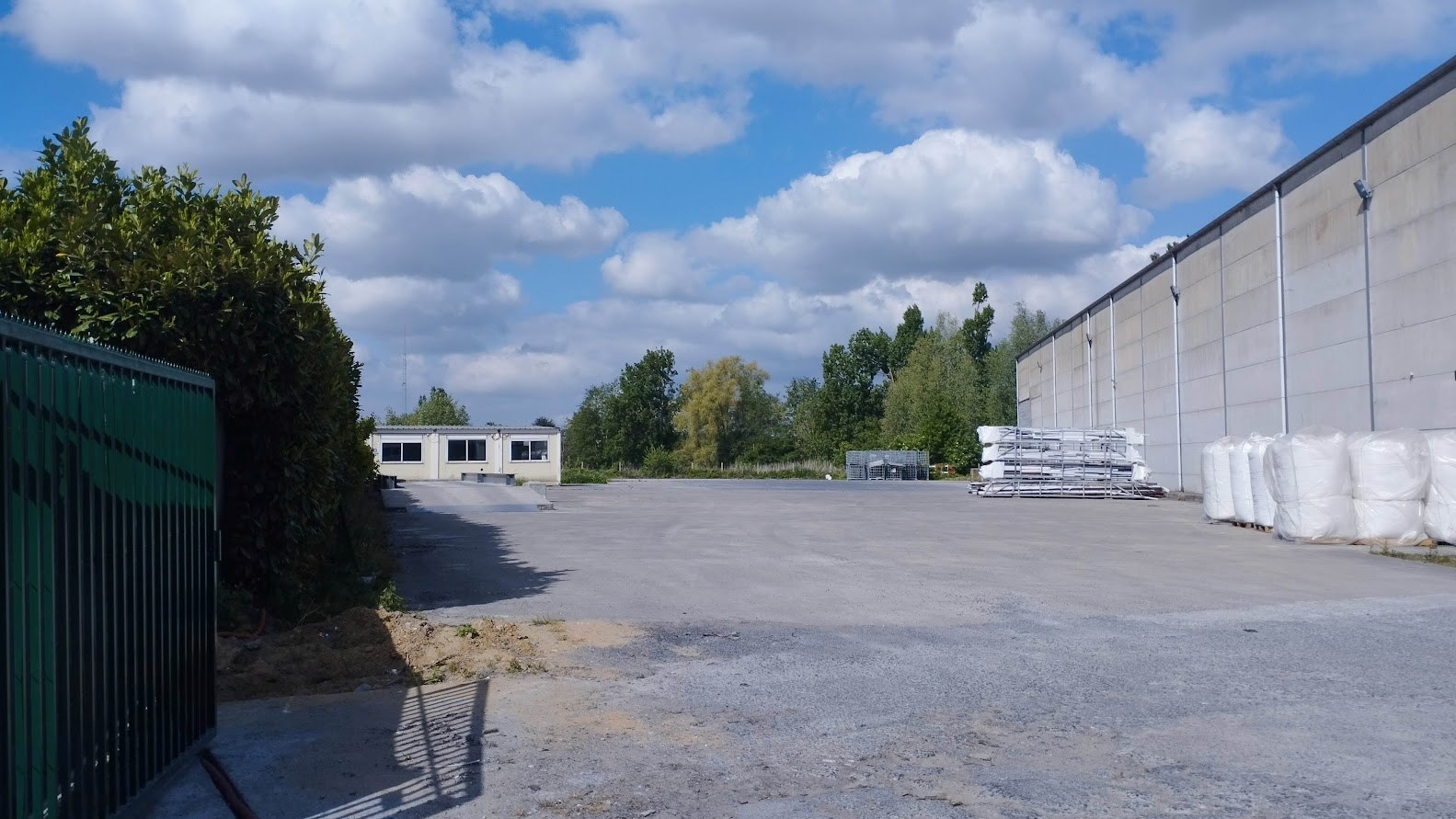 Hangaar van  2.250 m&#178; 
