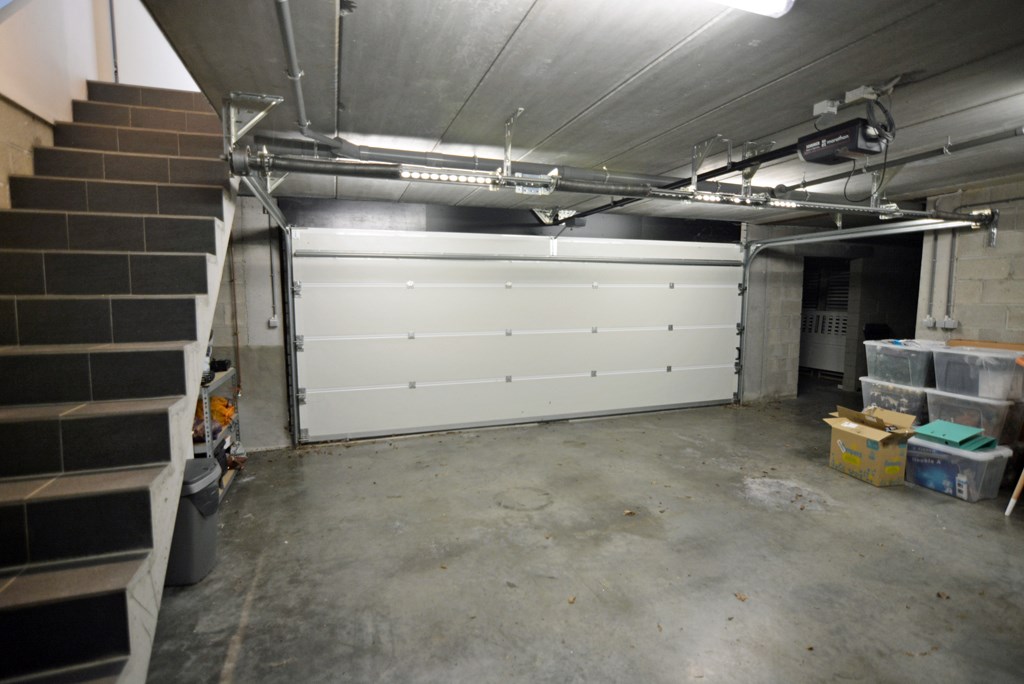 Moderne, energiezuinige woning met 4 slpks op 7a 7ca. 